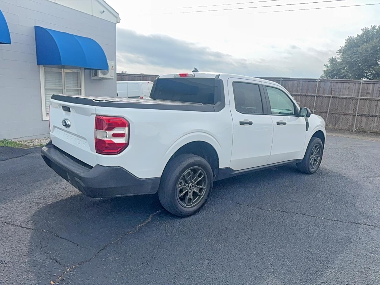 2024 Ford Maverick Xl - Image 4