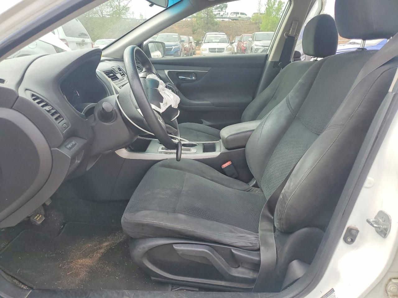 2015 Nissan Altima 2.5 S - Фото 7