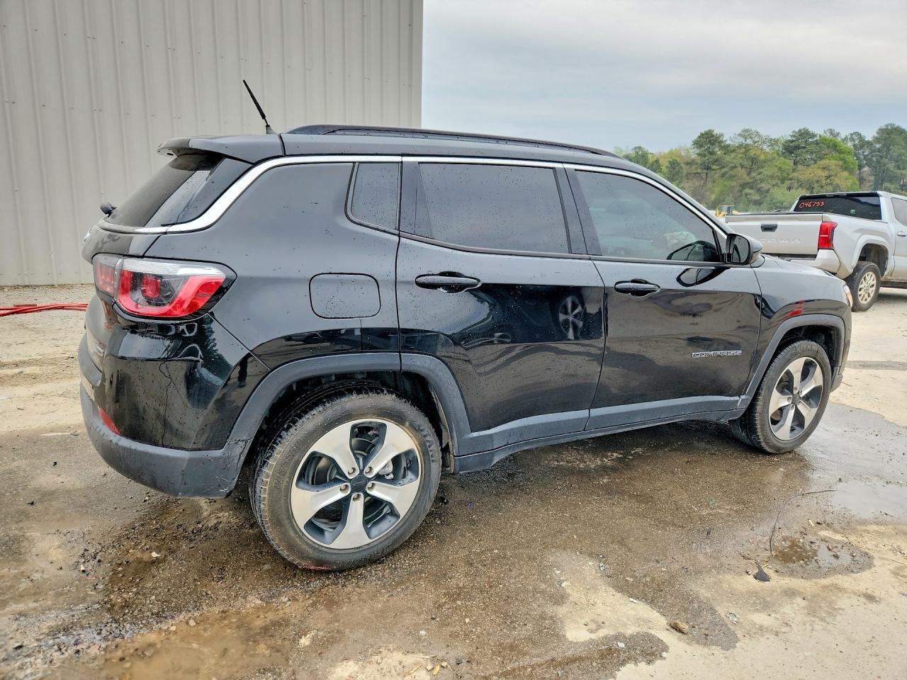 2018 Jeep Compass Latitude - Фото 3