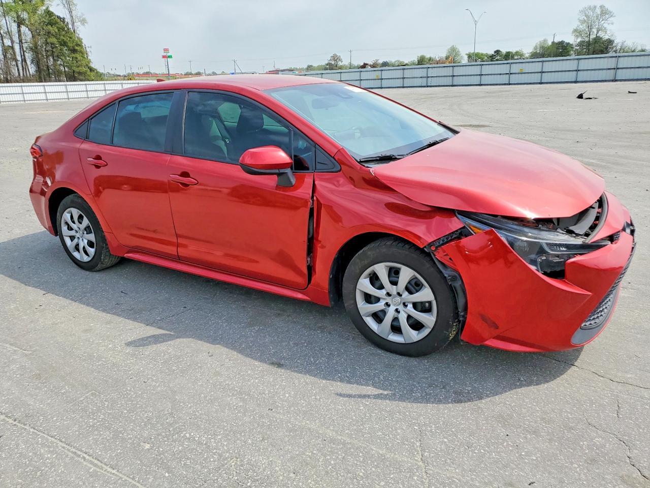 2021 Toyota Corolla Le - Фото 4