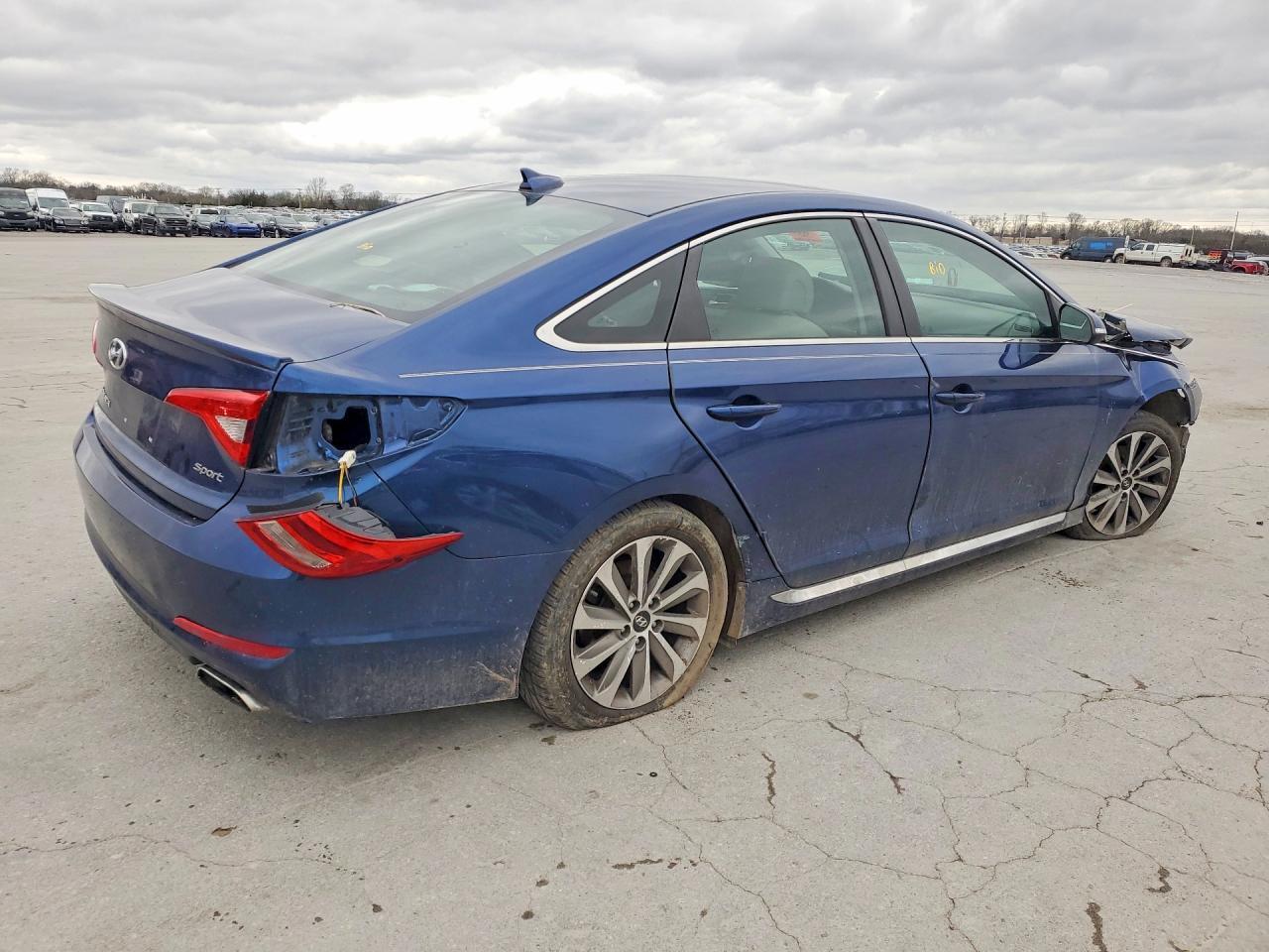 2015 Hyundai Sonata Sport - Фото 3