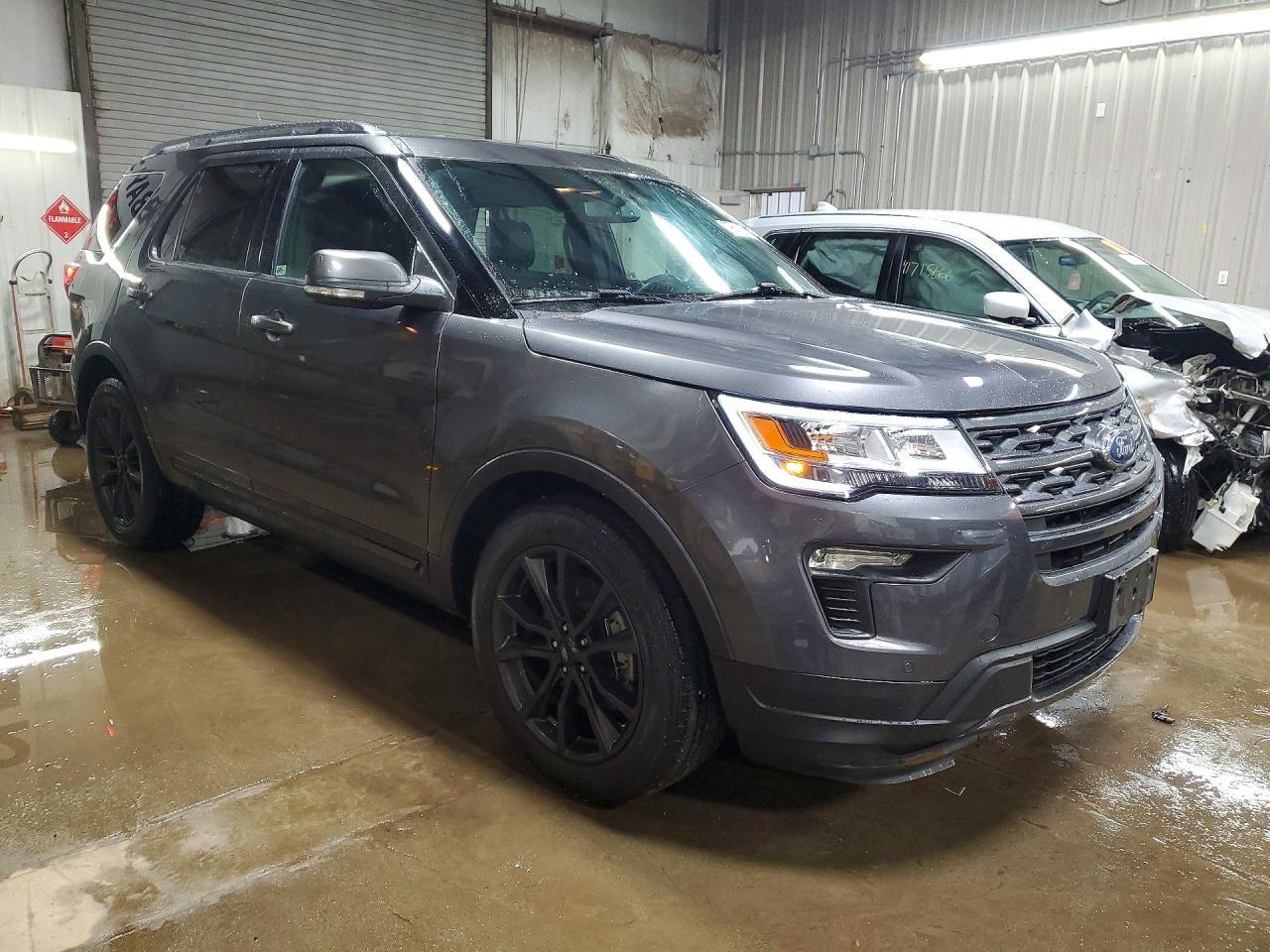 2018 Ford Explorer Xlt - Image 4