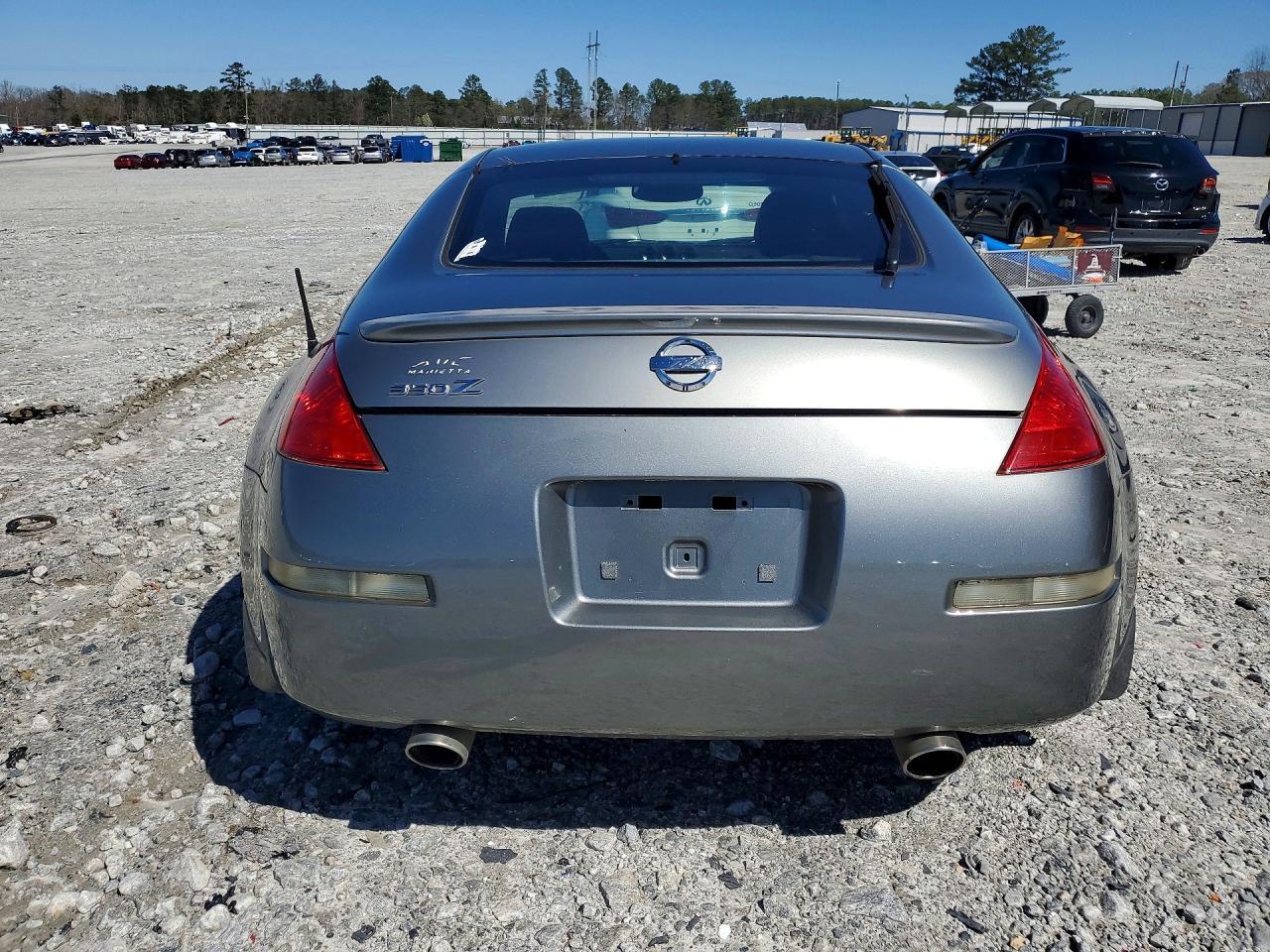 2005 Nissan 350Z Base - Image 6