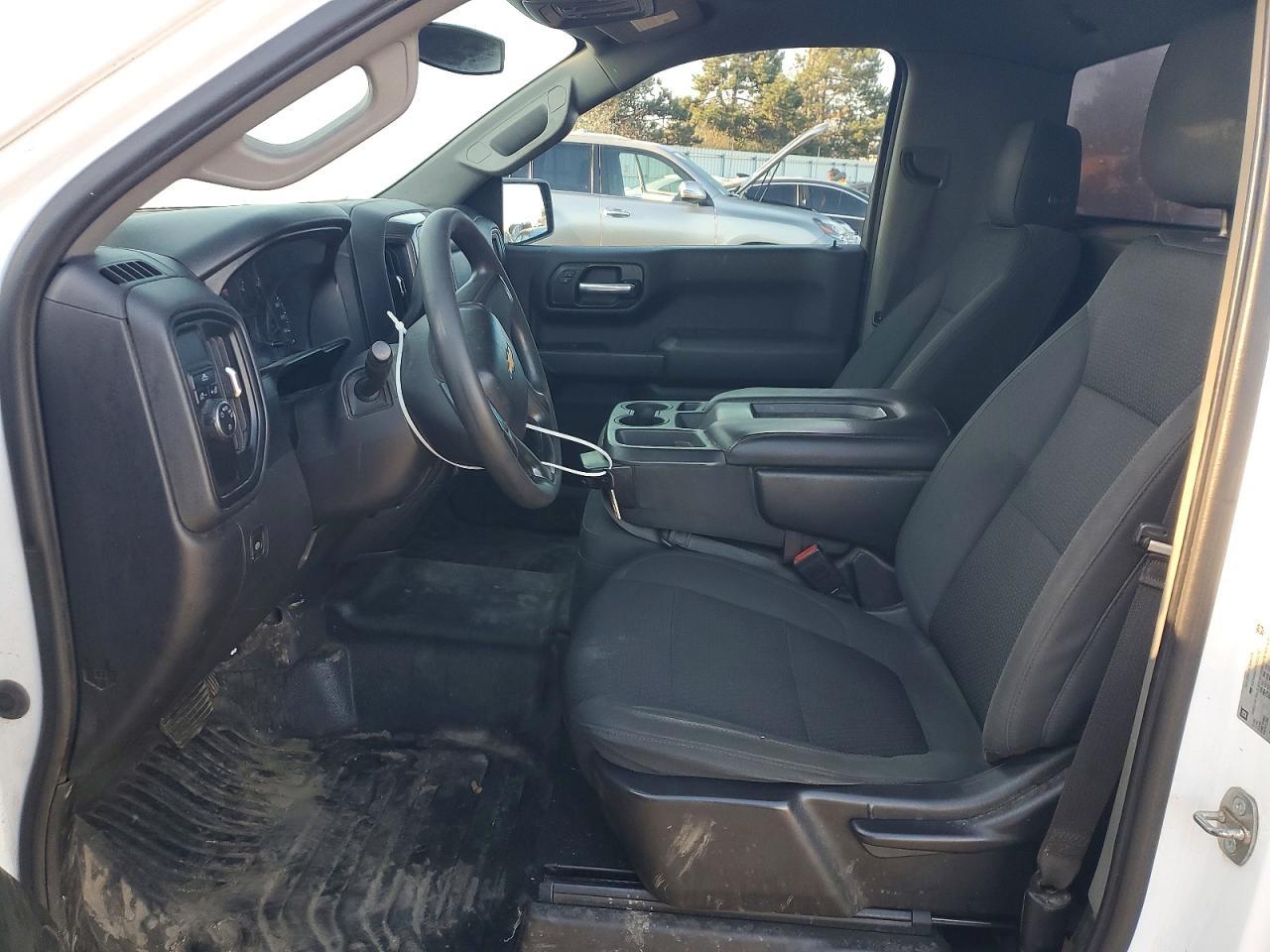 2020 Chevrolet Silverado C1500 - Фото 7