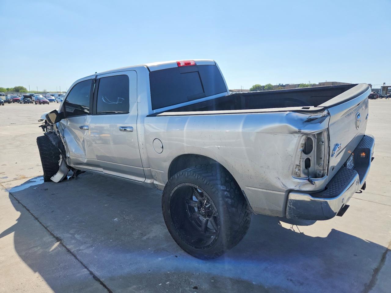 2016 Ram 1500 Slt - Image 2