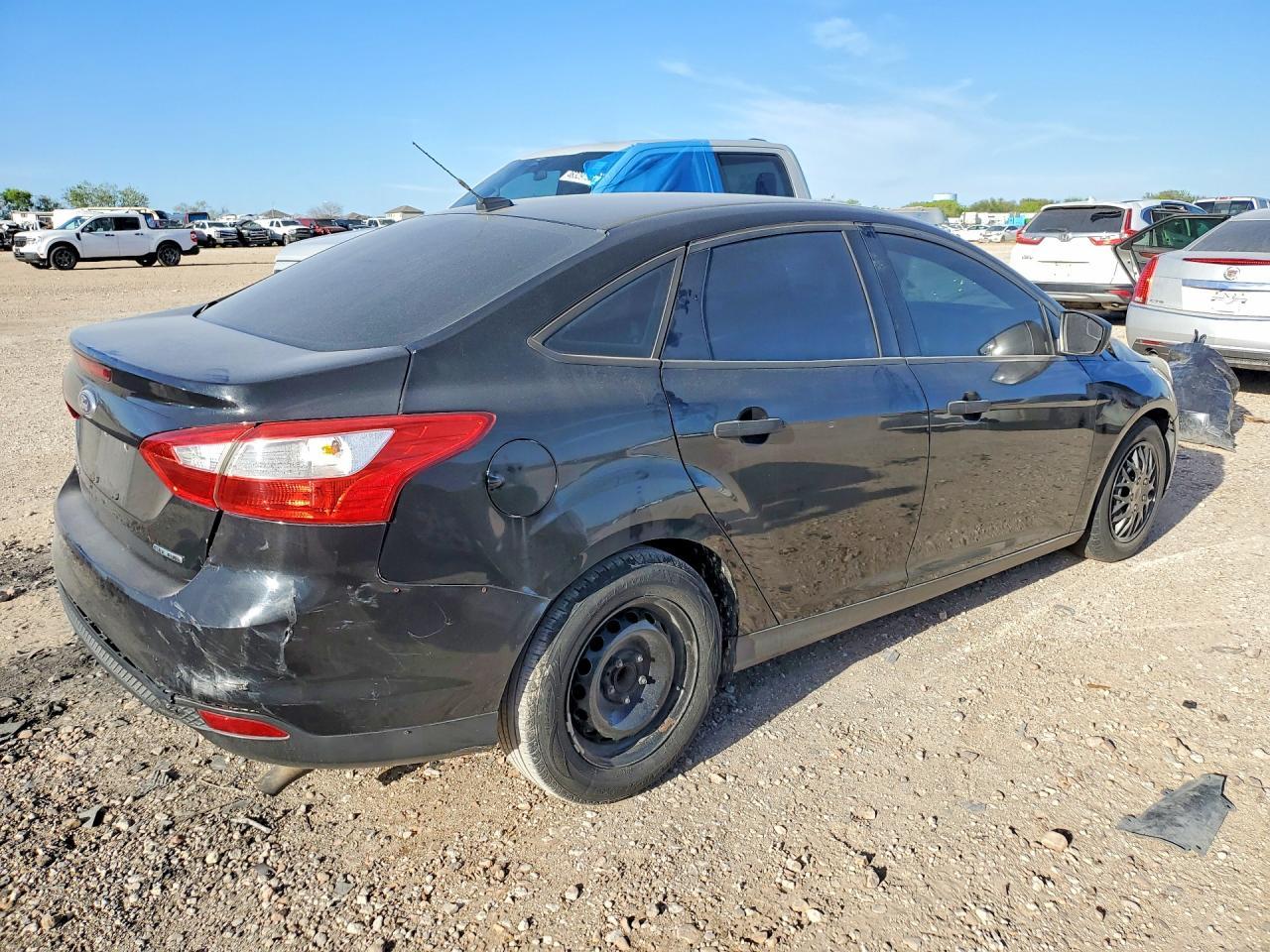 2014 Ford Focus S - Фото 3