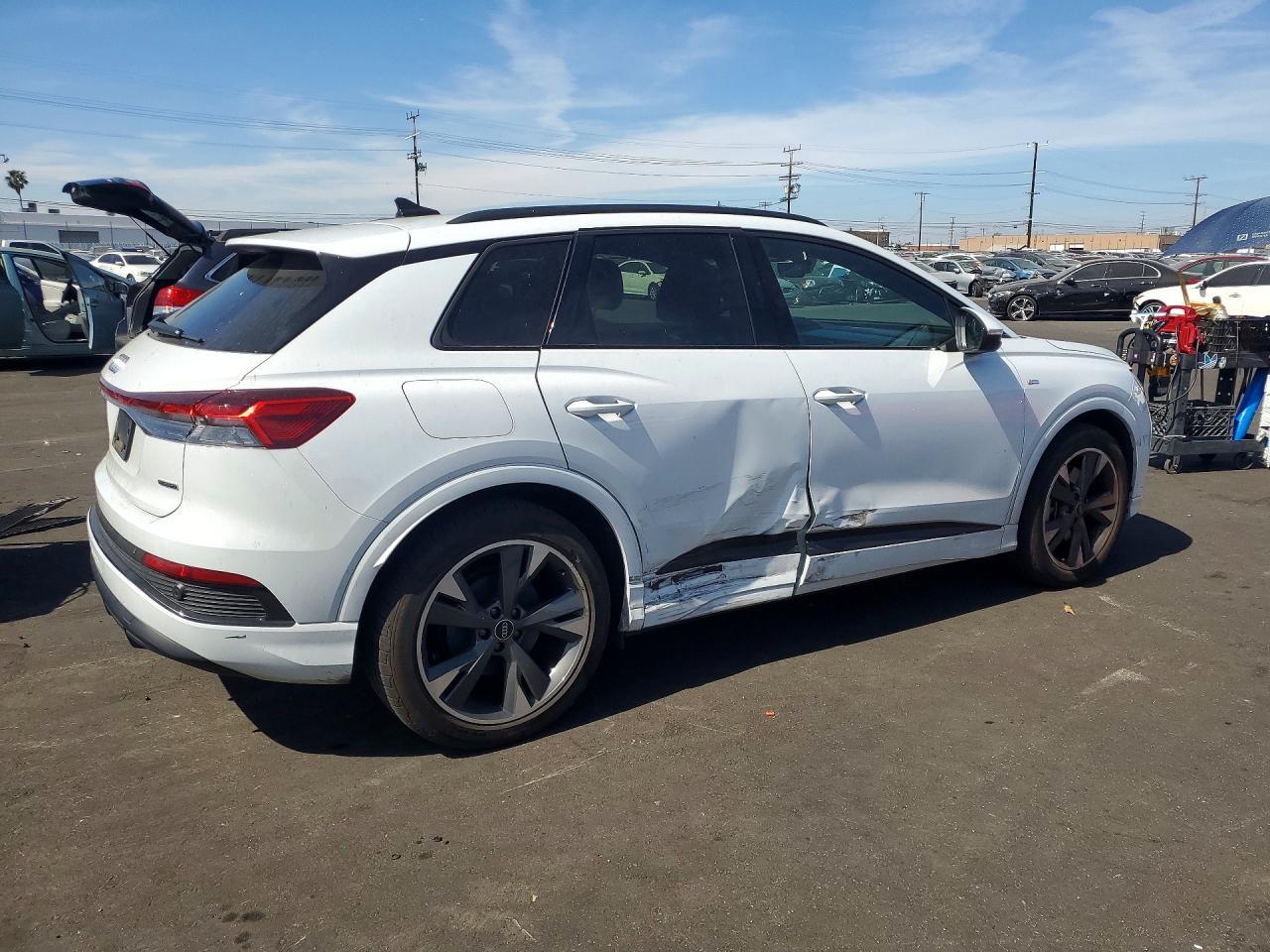 2024 Audi Q4 E-Tron Premium - Фото 3