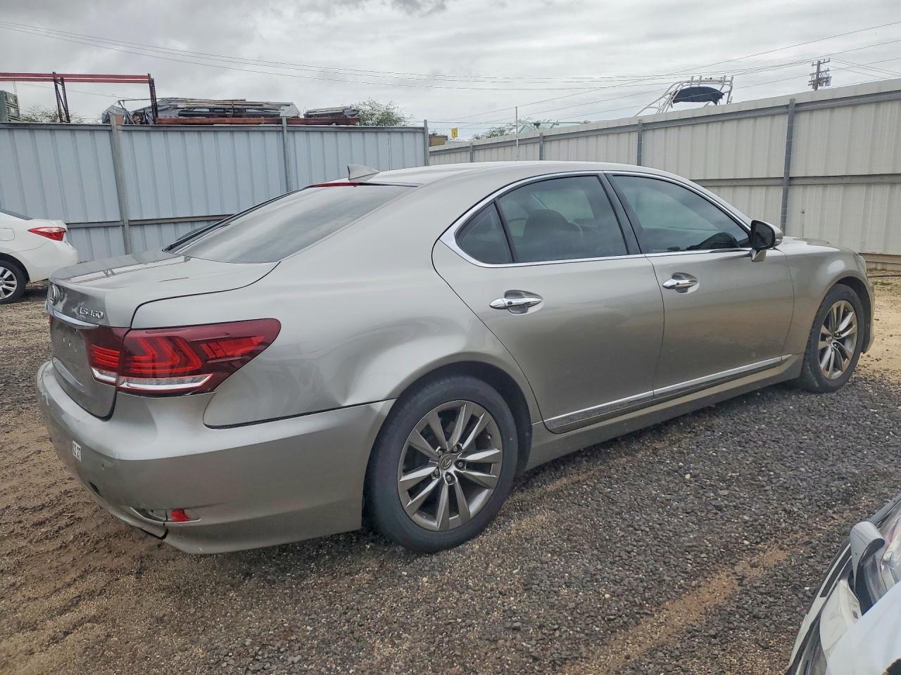 2017 Lexus Ls 460 Base - Image 3