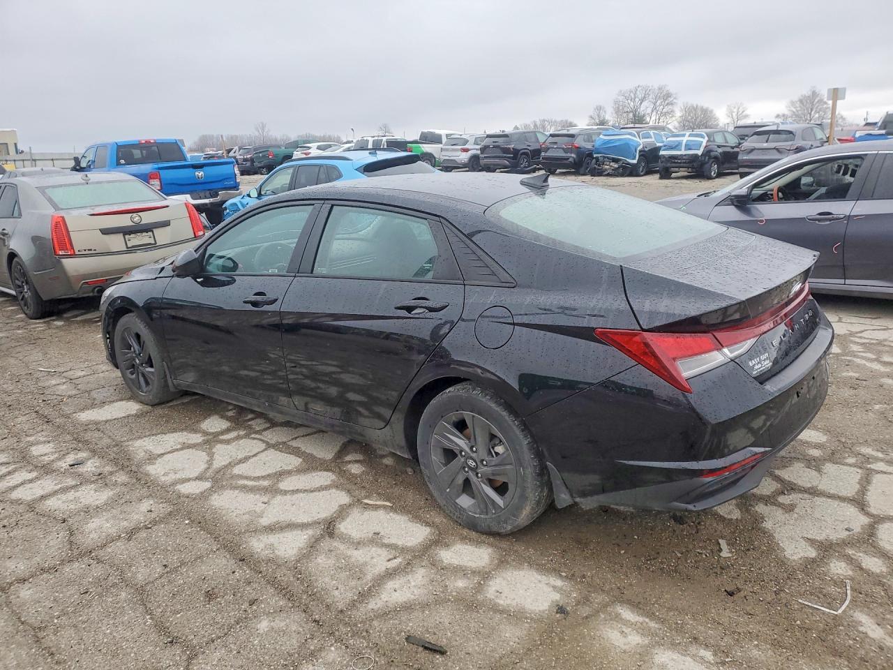 2022 Hyundai Elantra Sel - Фото 2