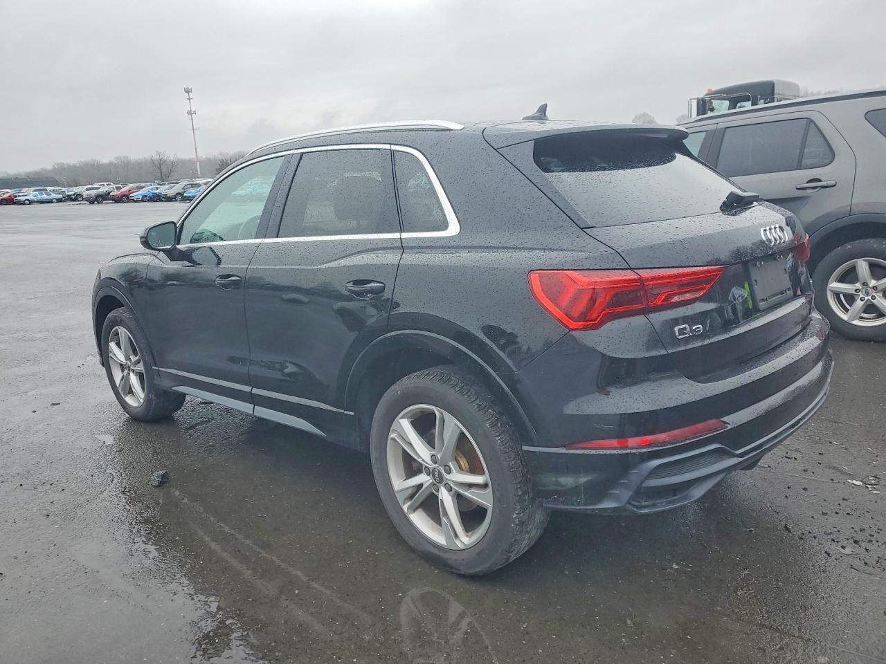 2021 Audi Q3 Premium S Line 45 - Фото 2