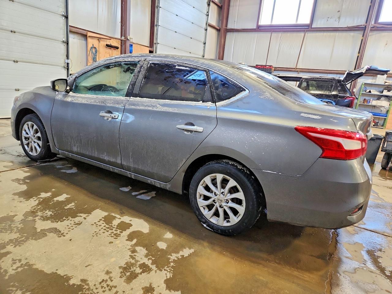 2017 Nissan Sentra S - Фото 2