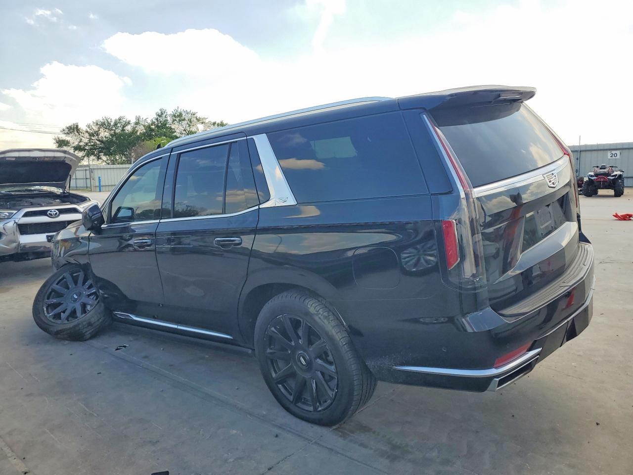 2021 Cadillac Escalade Premium Luxury Platinum - Фото 2