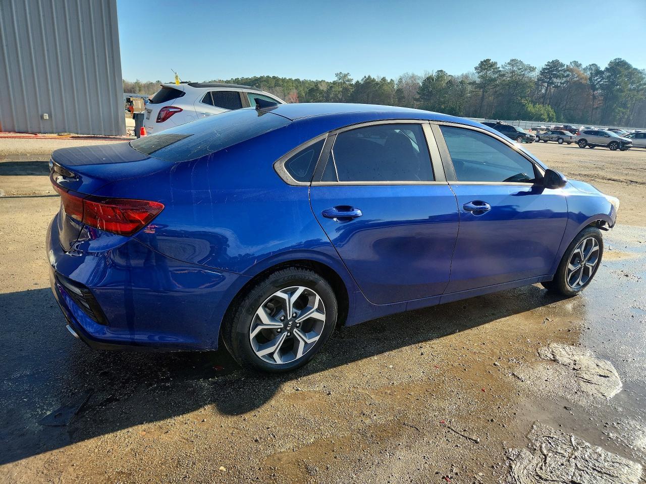 2019 Kia Forte Lxs - Фото 3
