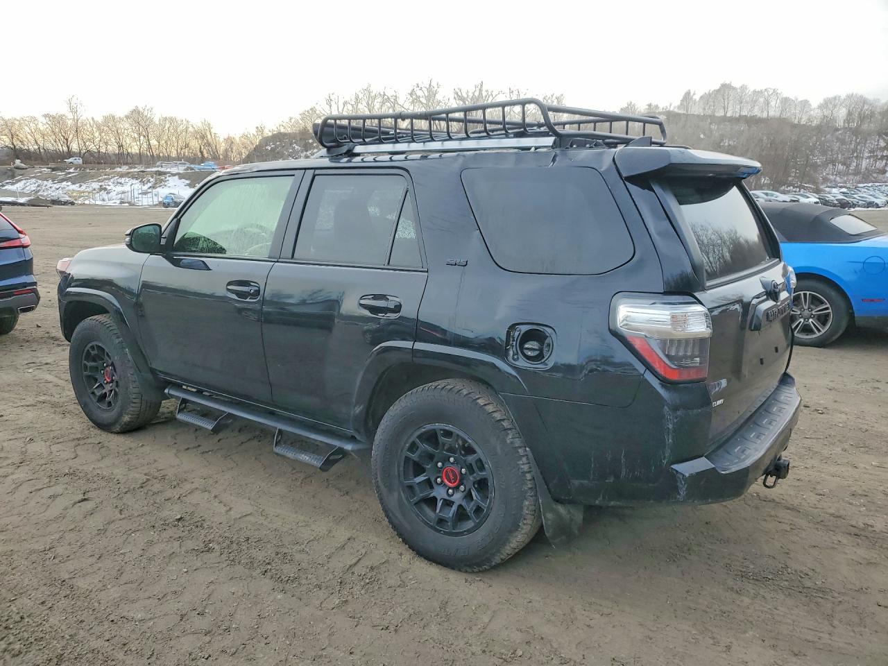 2023 Toyota 4Runner Sr5 Premium - Image 2