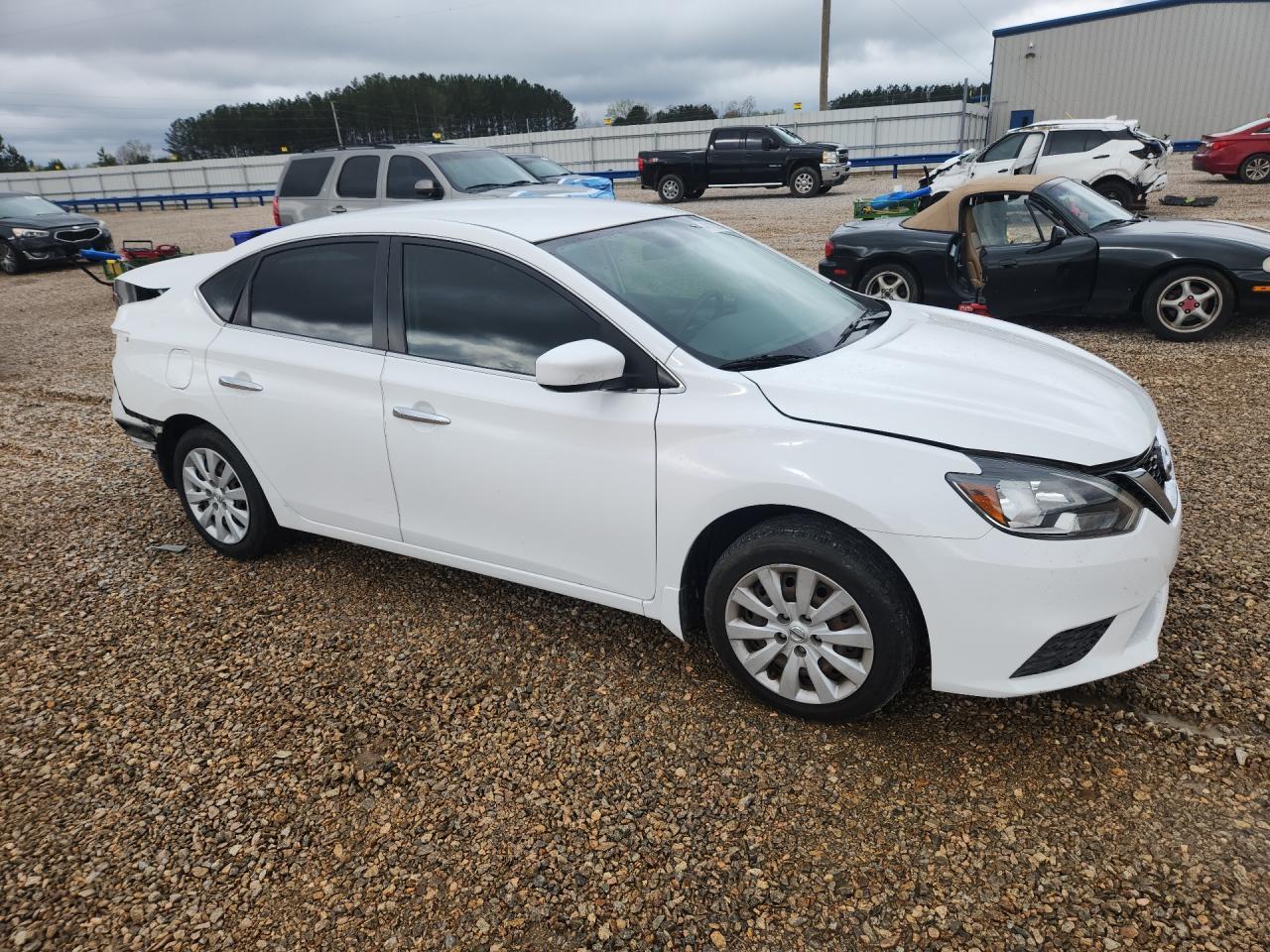 2019 Nissan Sentra S - Фото 4
