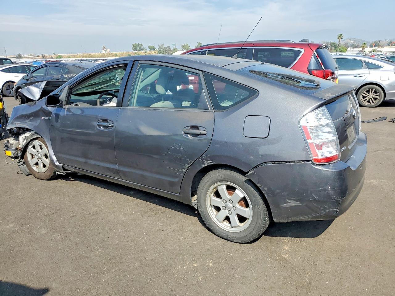 2008 Toyota Prius Base - Фото 2