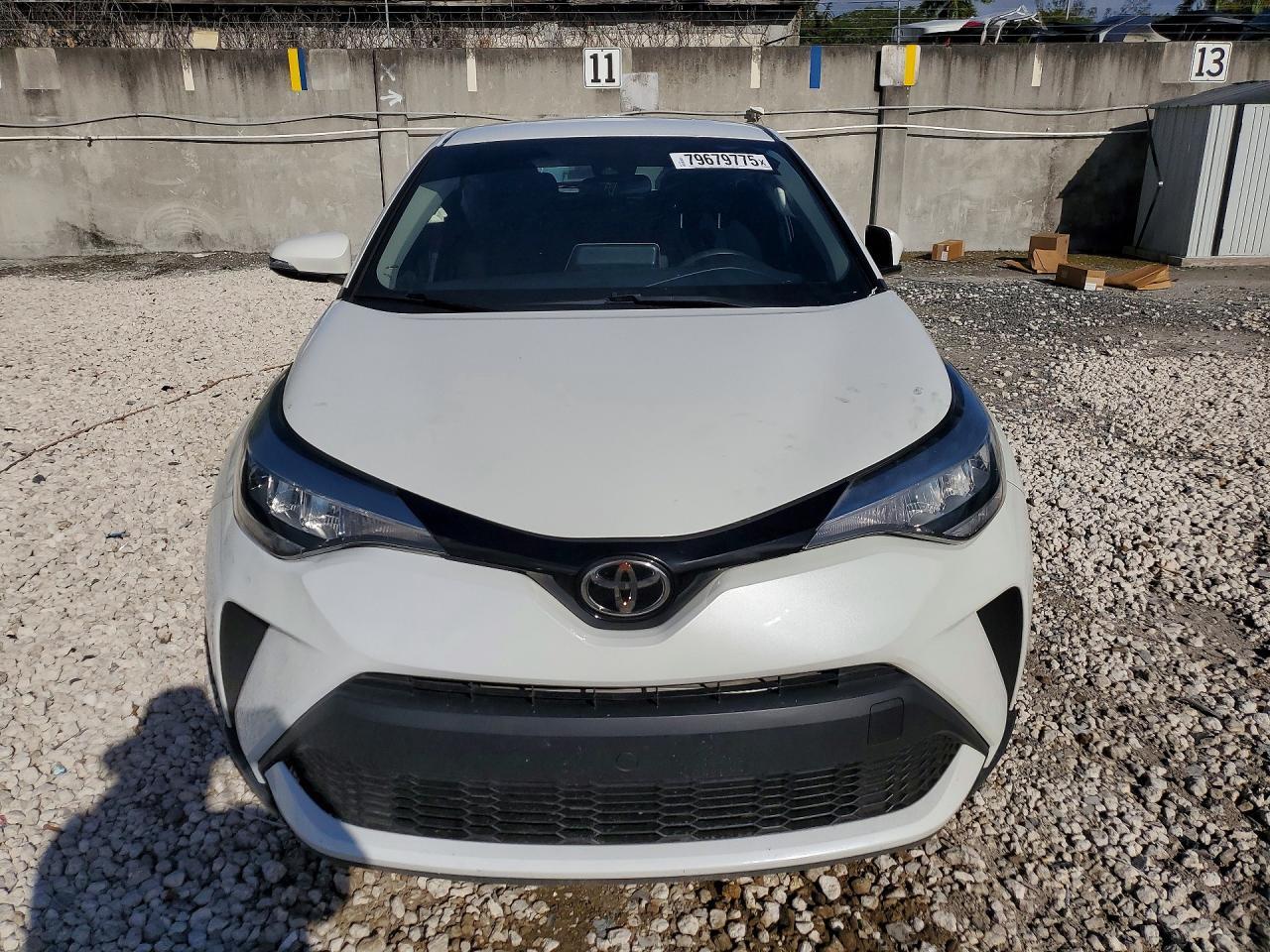 2020 Toyota C-Hr Le - Image 5
