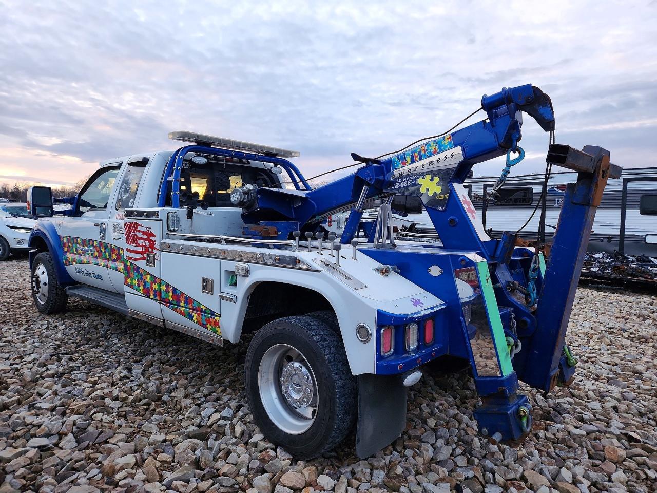 2016 Ford F550 Super Duty - Фото 2