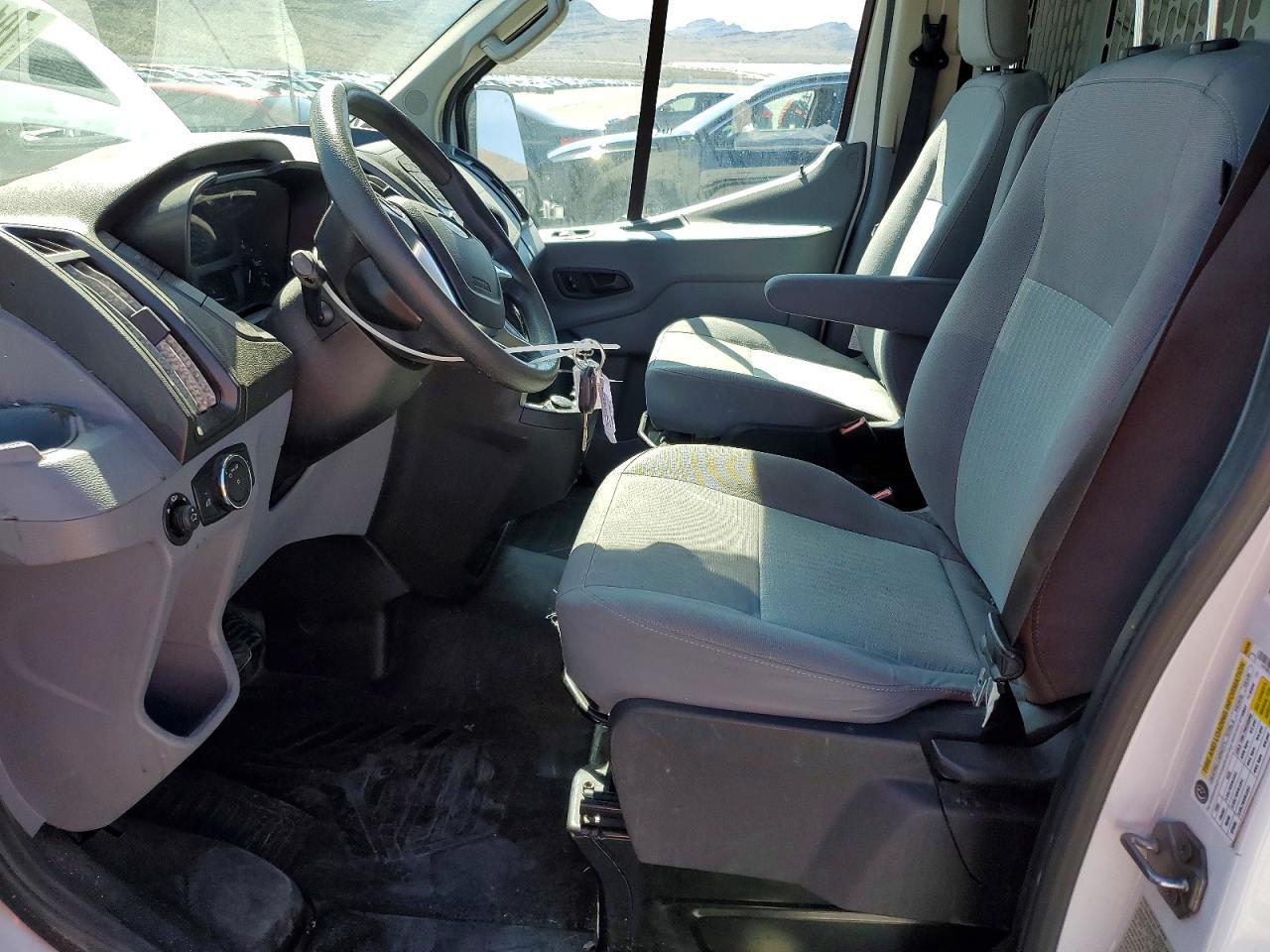 2019 Ford Transit 150 Utility / Service Van - Фото 7
