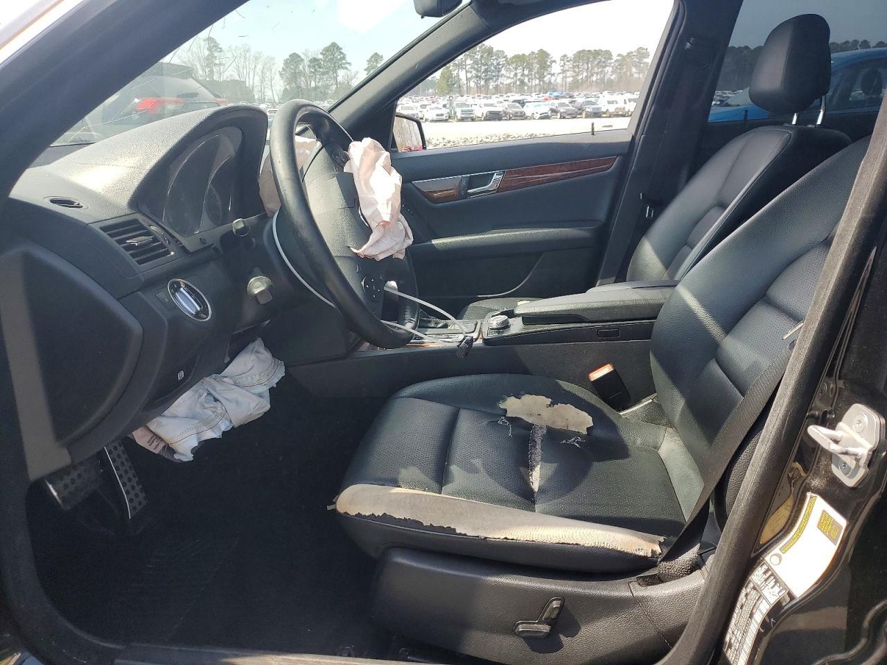 2011 Mercedes-Benz C 300 - Фото 7