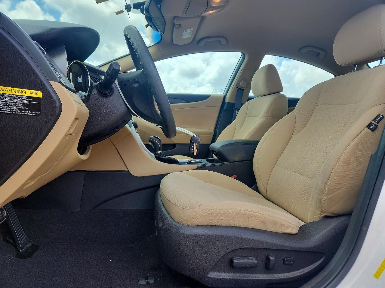 2013 Hyundai Sonata Gls - Image 7
