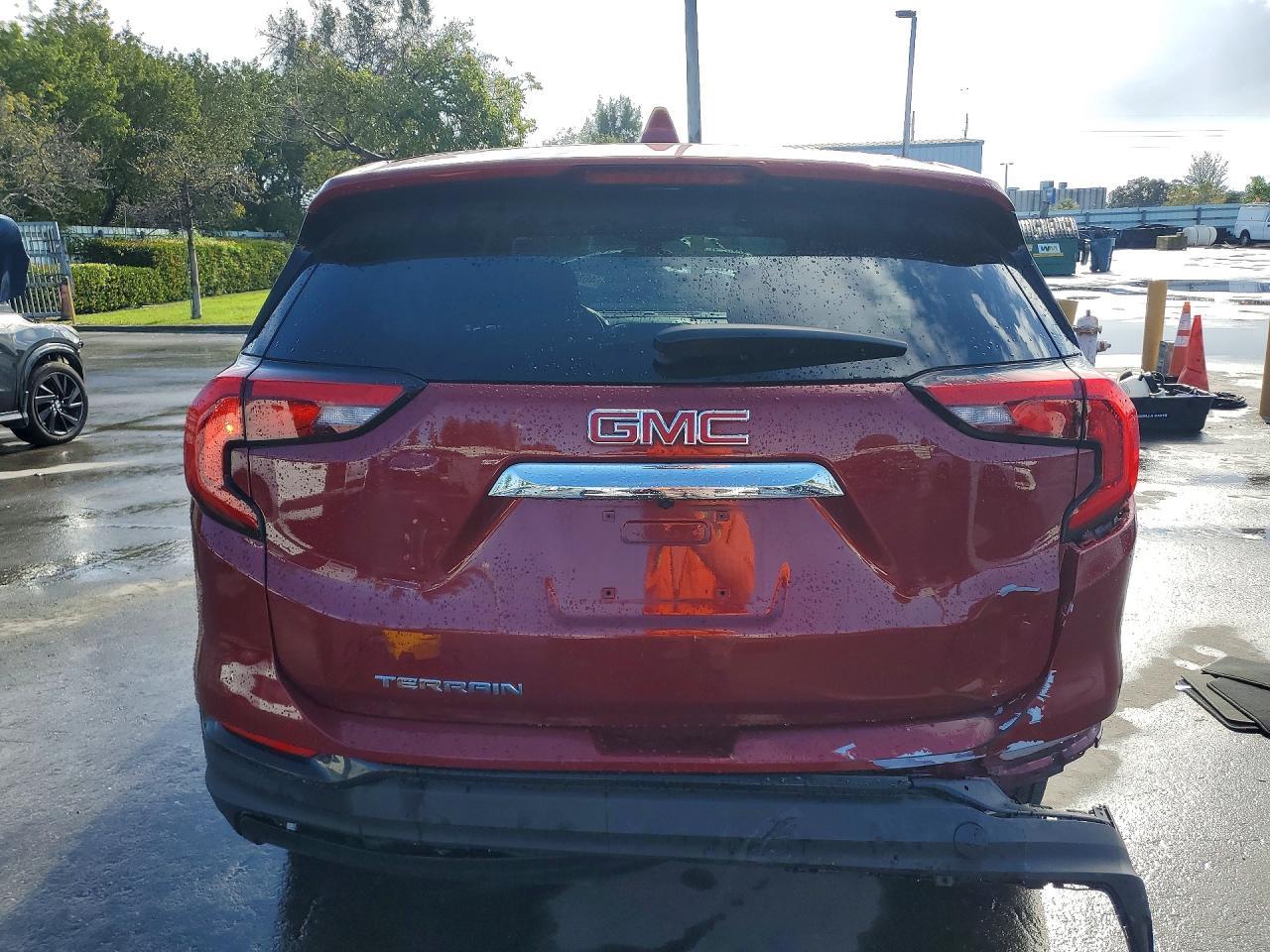 2020 GMC Terrain Sle - Image 6