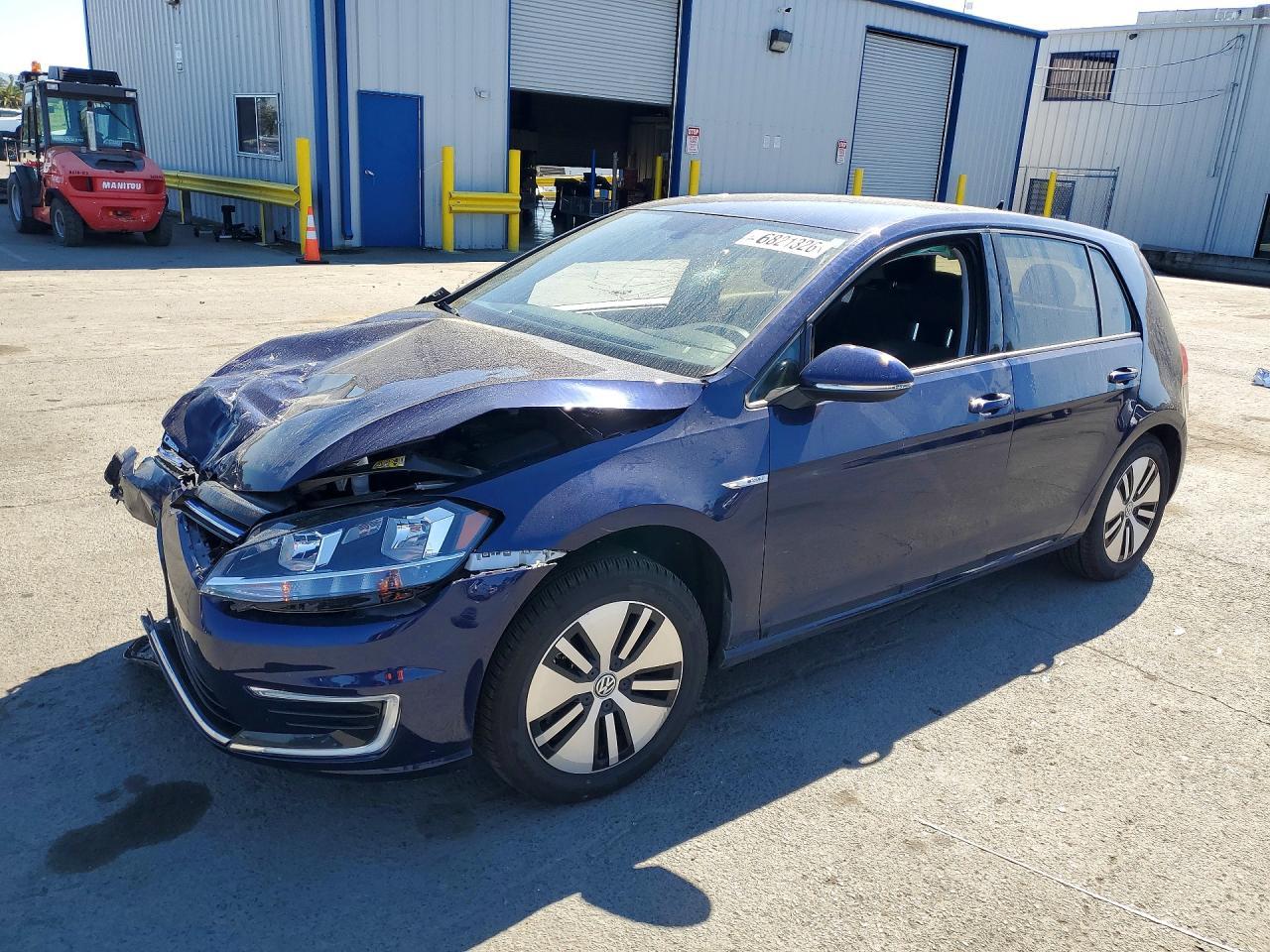 2019 Volkswagen E-Golf Se