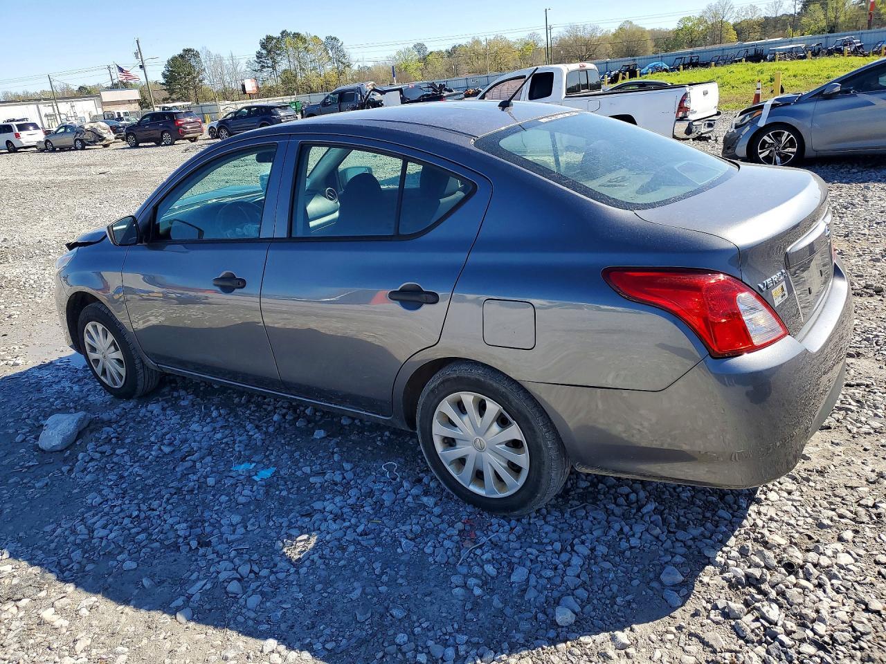 2019 Nissan Versa S - Фото 2