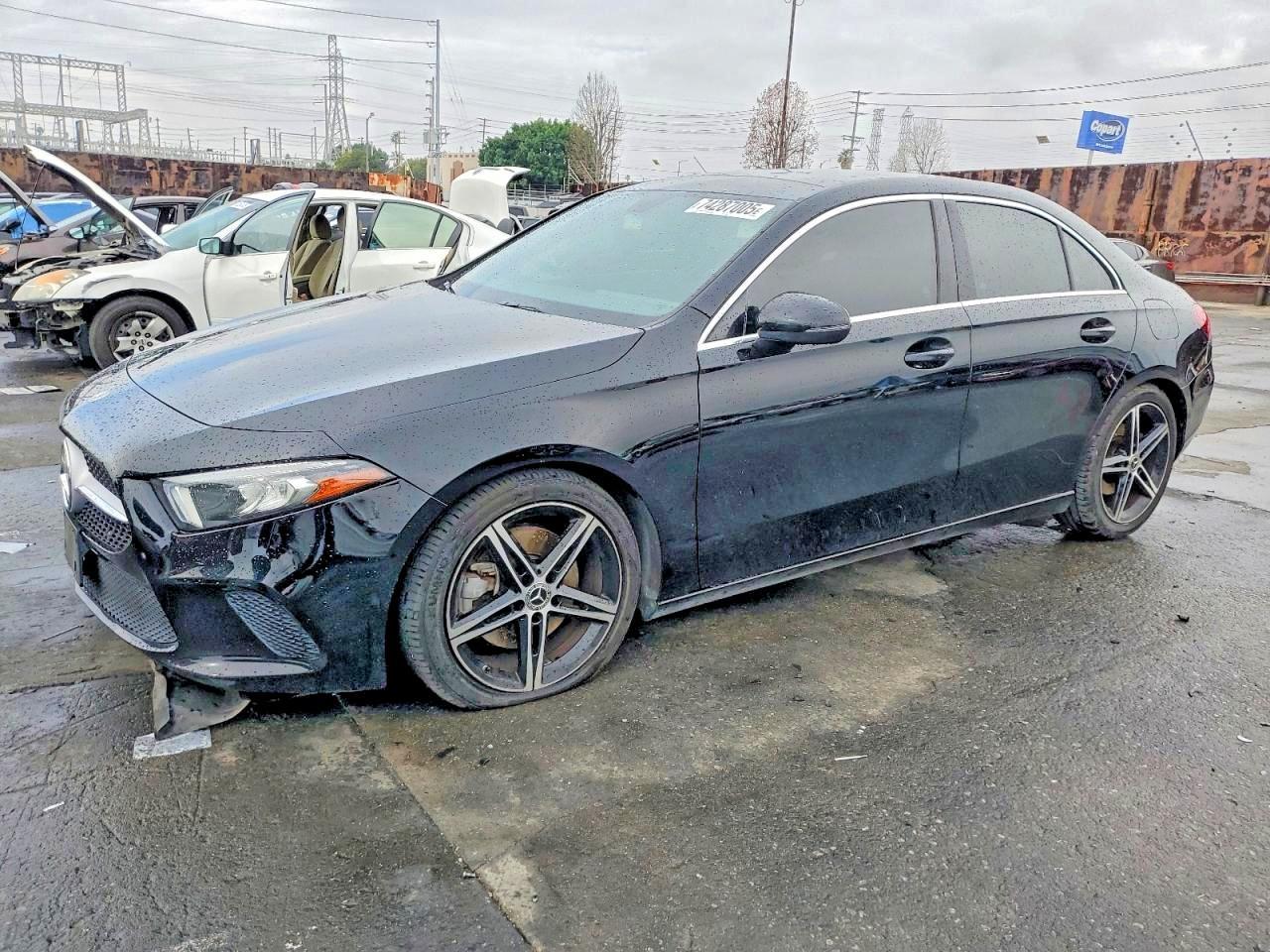 2019 Mercedes-Benz A 220