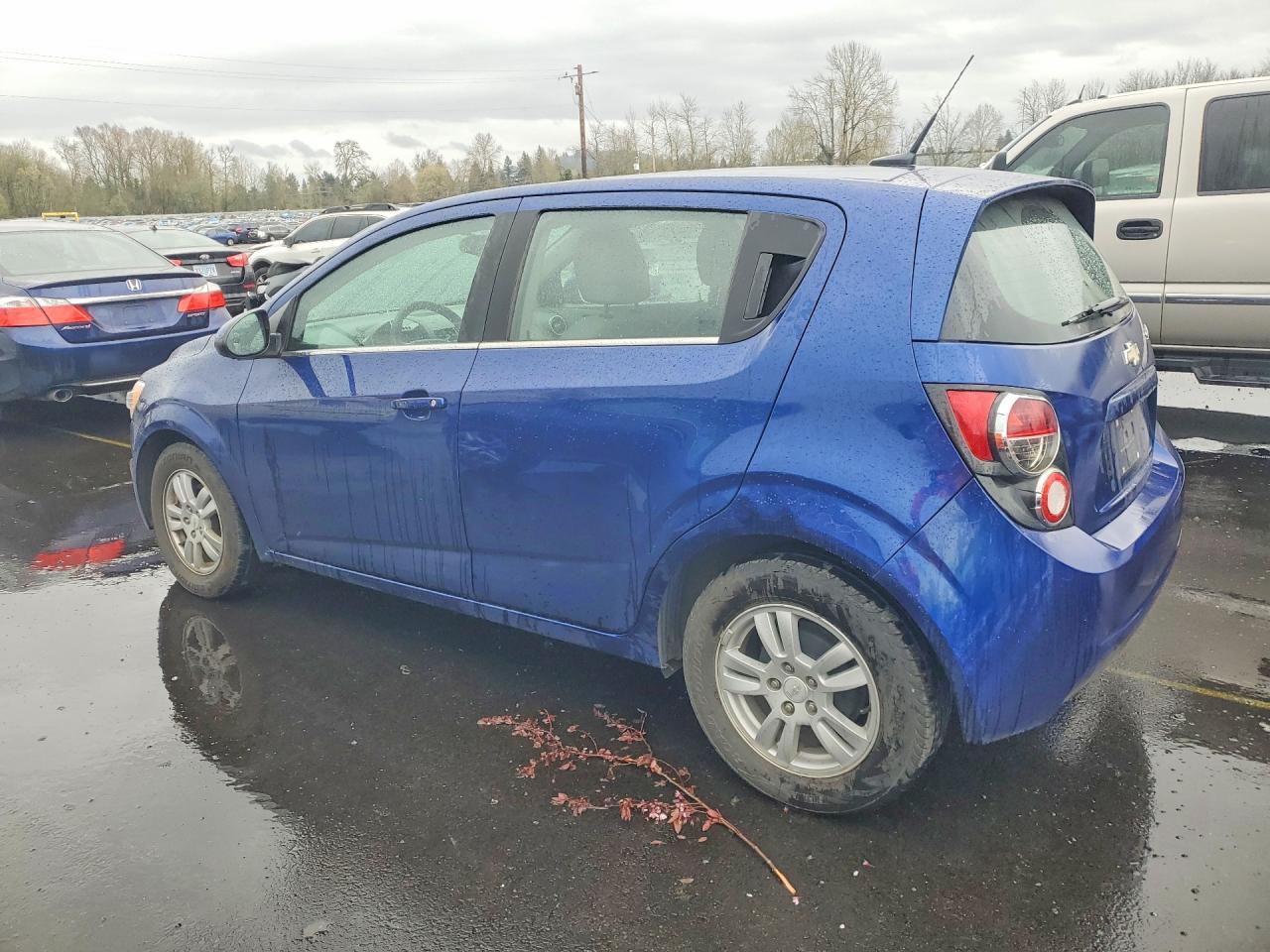 2014 Chevrolet Sonic Lt - Фото 2