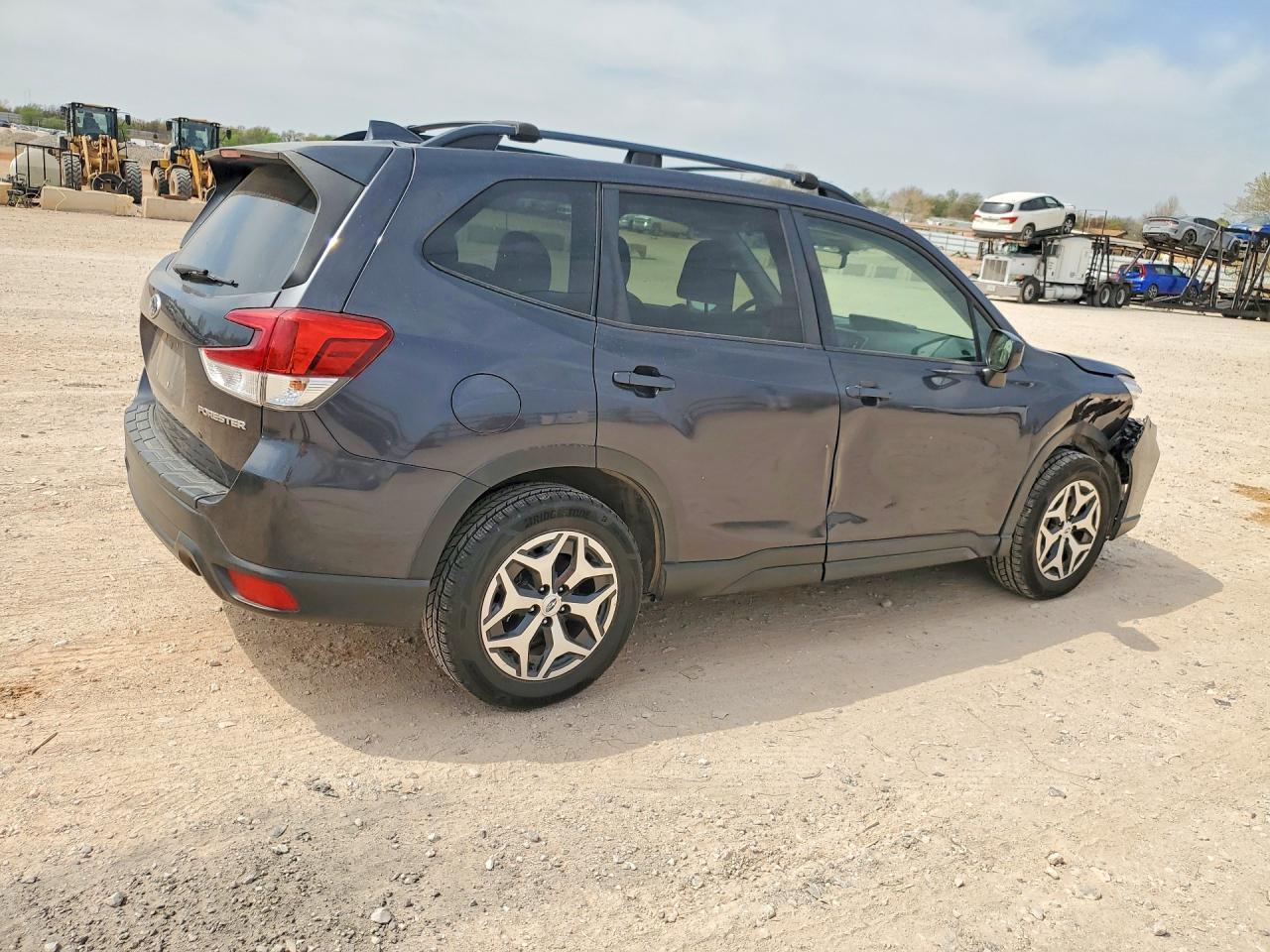 2019 Subaru Forester Premium - Фото 3