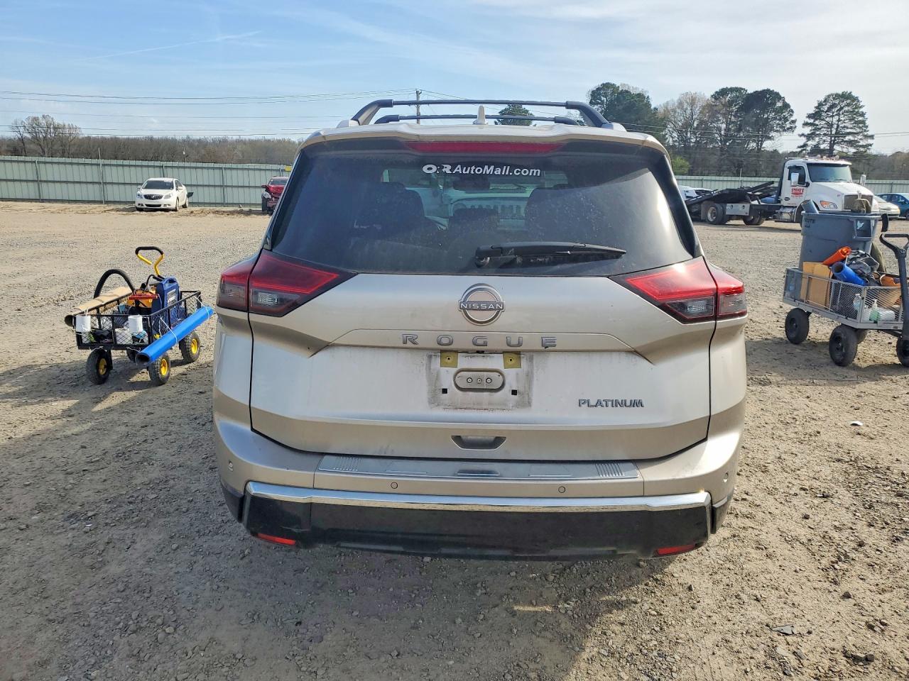 2024 Nissan Rogue Platinum - Фото 6