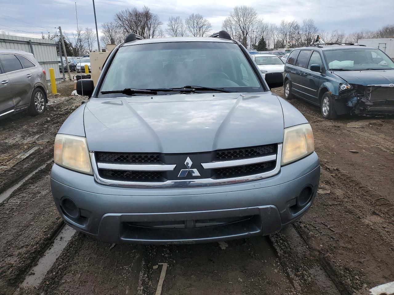 2008 Mitsubishi Endeavor Ls - Image 5