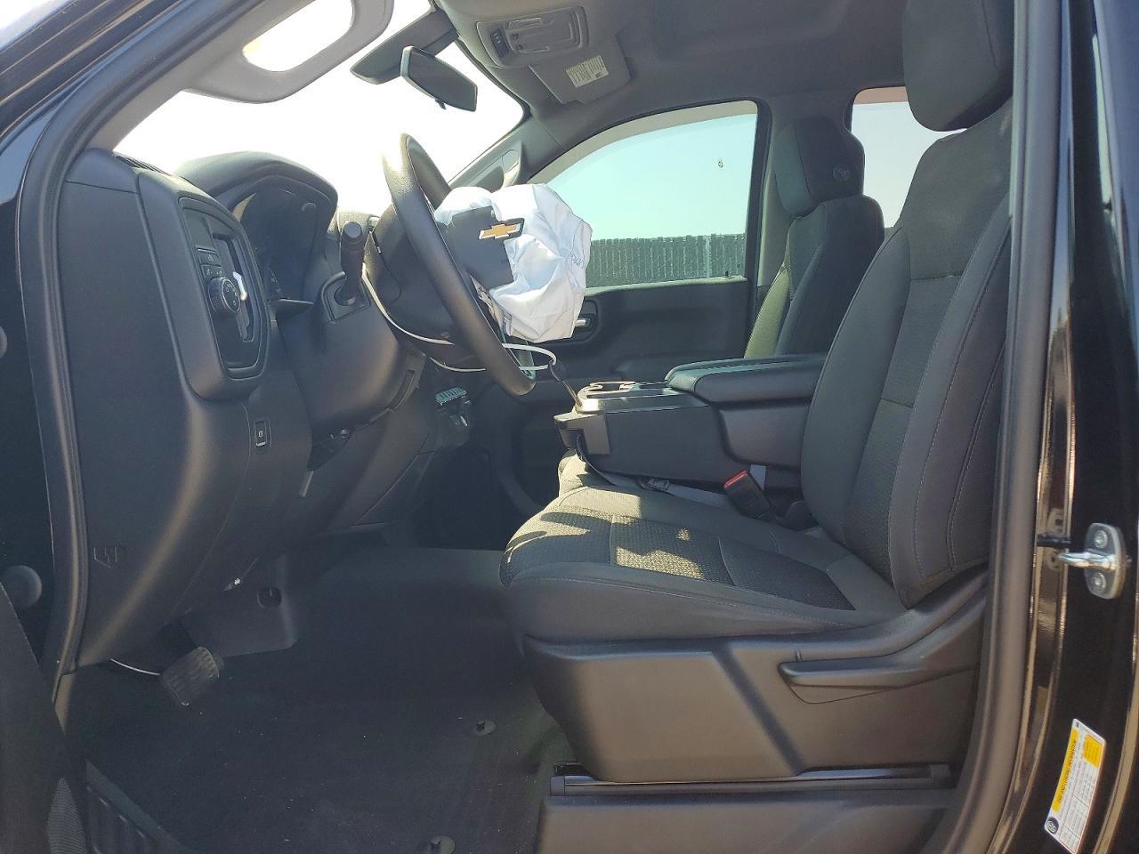 2021 Chevrolet Silver1500 - Image 7