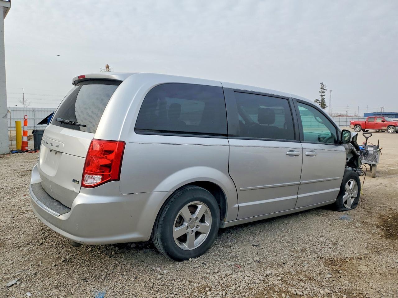 2012 Dodge Grand Caravan Sxt - Фото 3