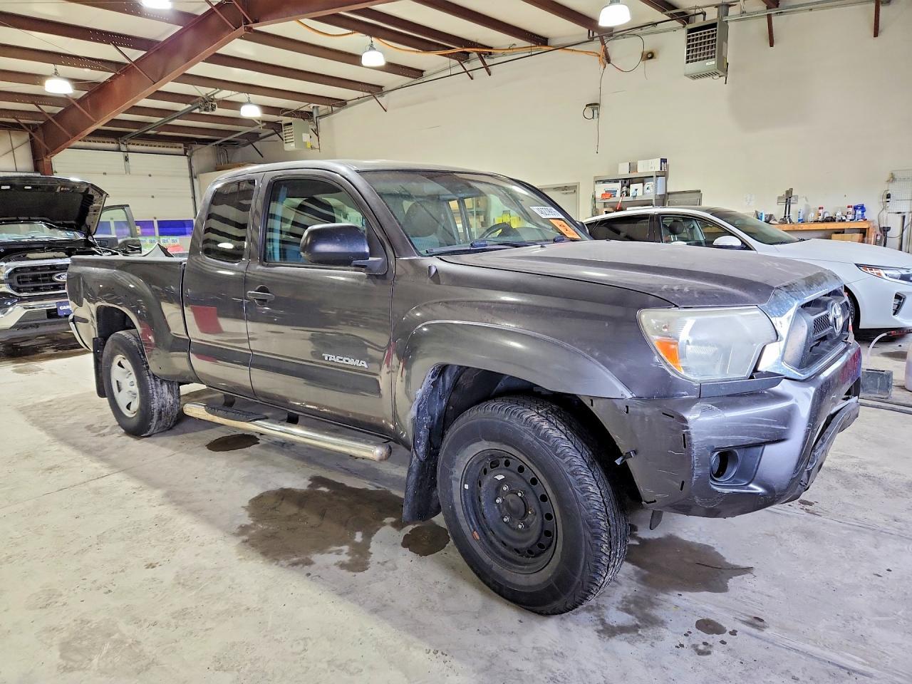 2015 Toyota Tacoma Base - Фото 4