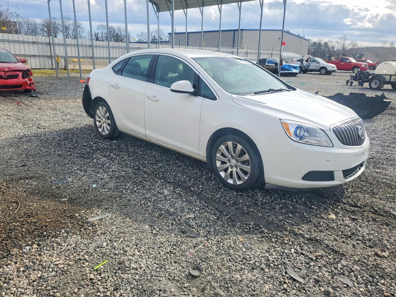 2014 Buick Verano - Image 4