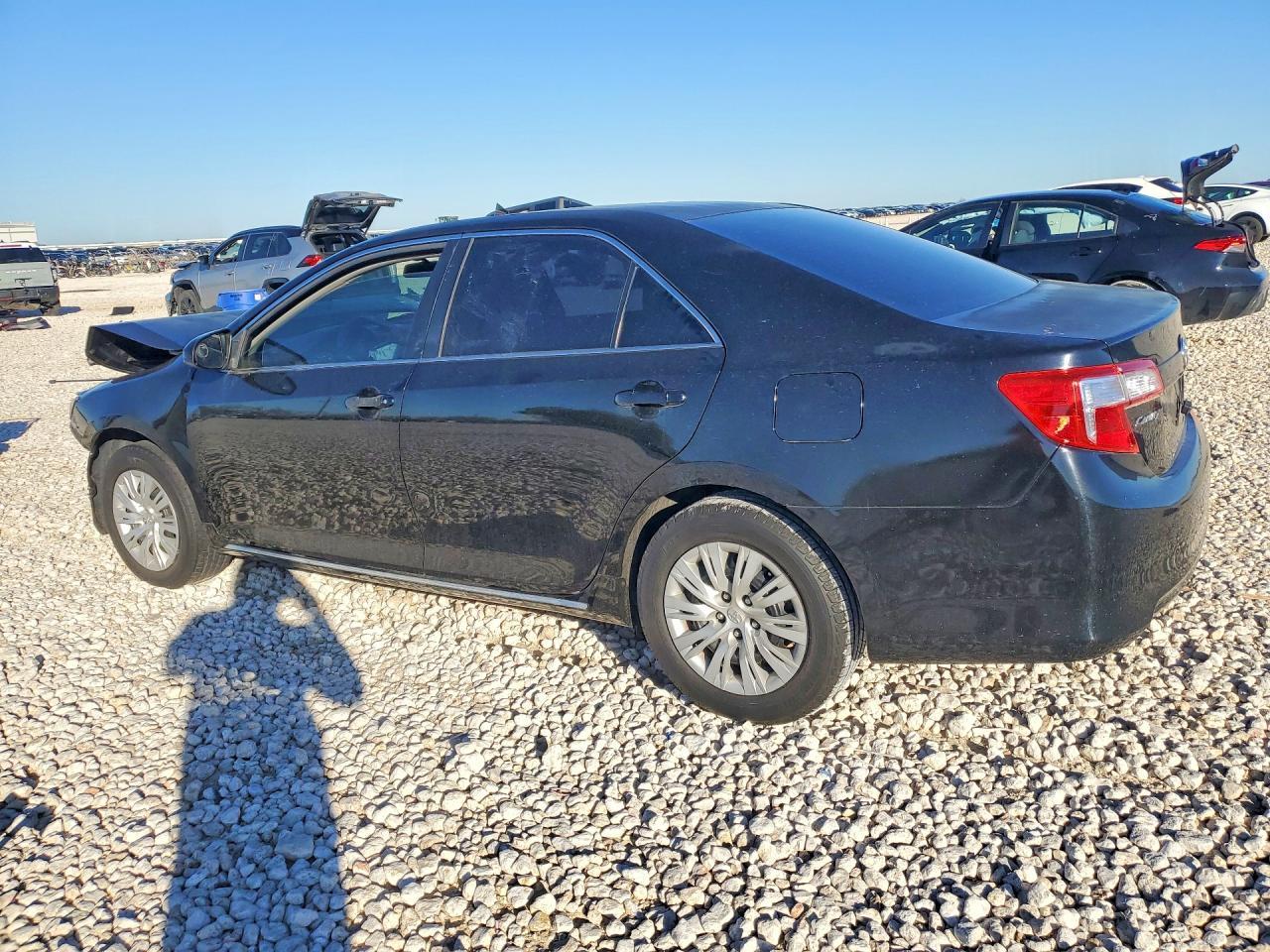 2012 Toyota Camry Le - Image 2