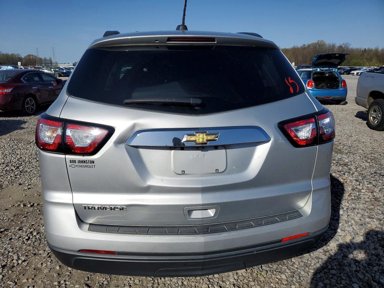 2017 Chevrolet Traverse Ls - Image 6