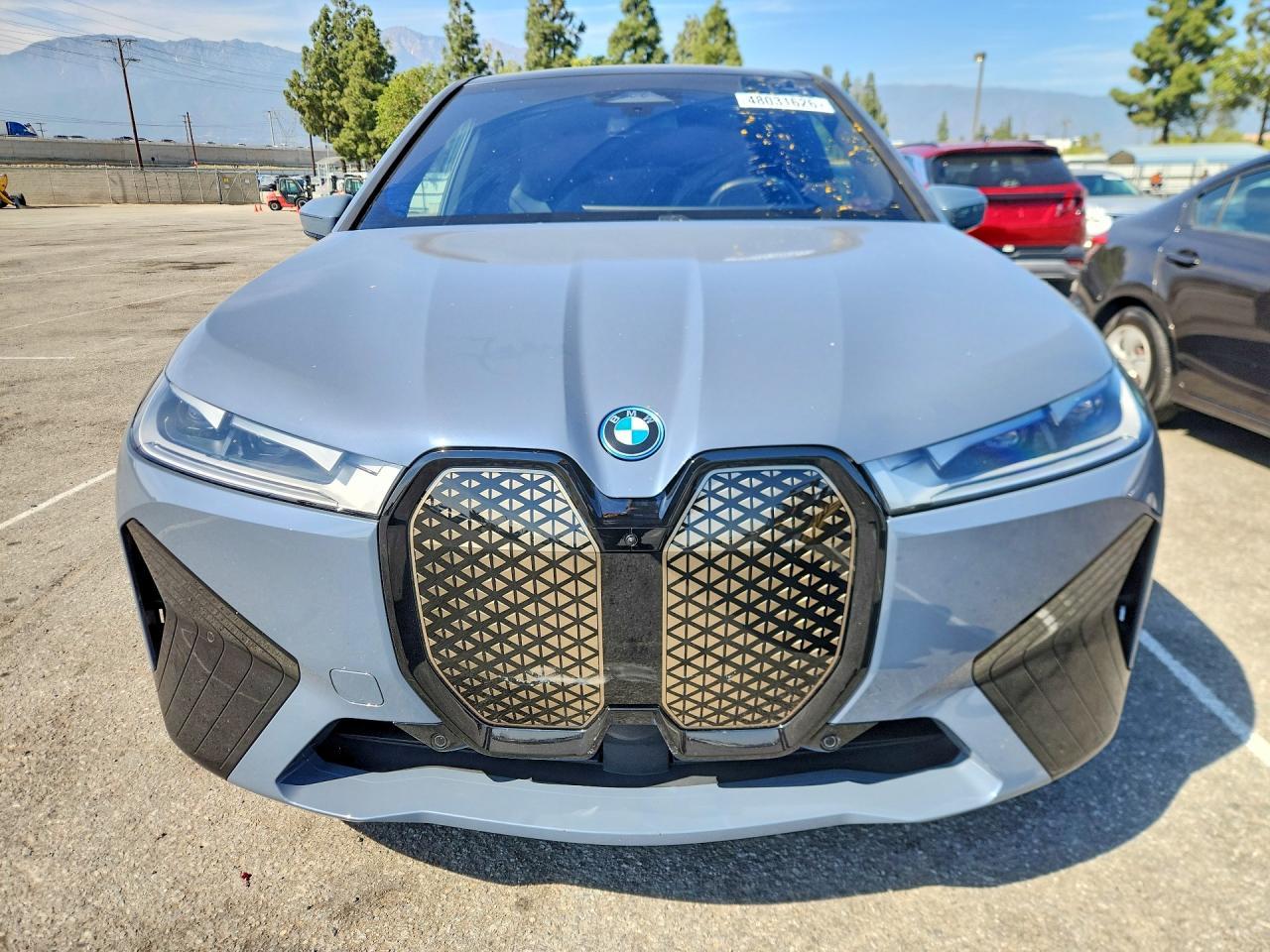 2023 BMW Ix xDrive50 - Фото 5