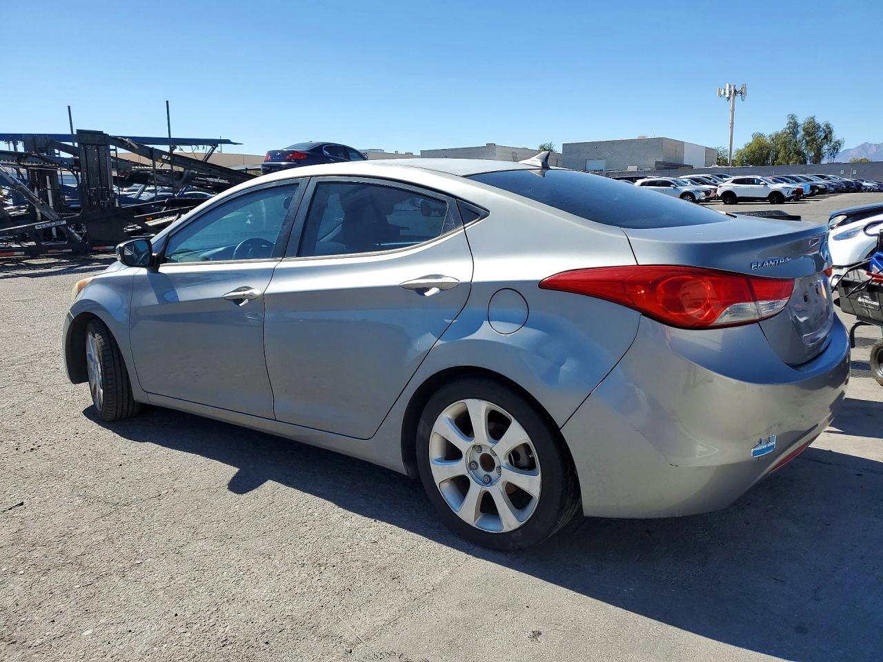 2012 Hyundai Elantra Limited - Фото 2