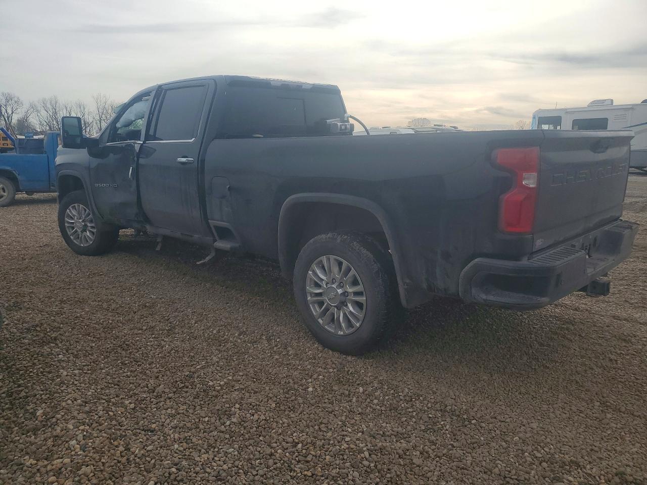 2020 Chevrolet Silverado K3500 High Country - Фото 2