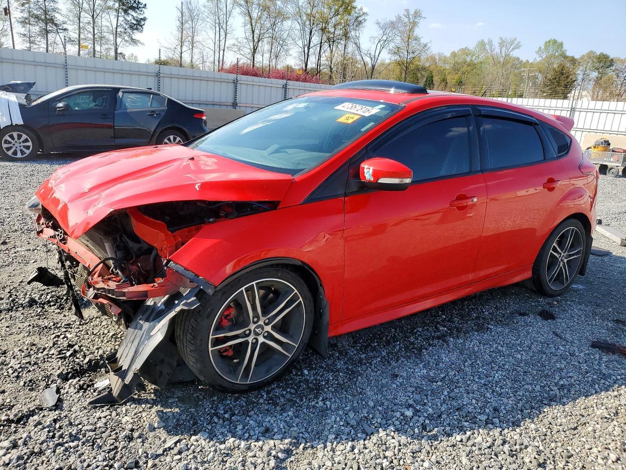 2016 Ford Focus St