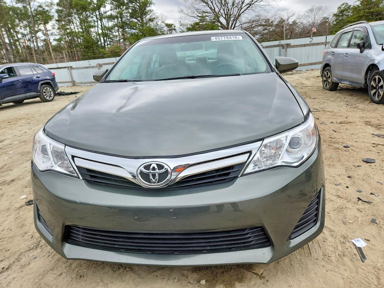 2013 Toyota Camry Le - Фото 5