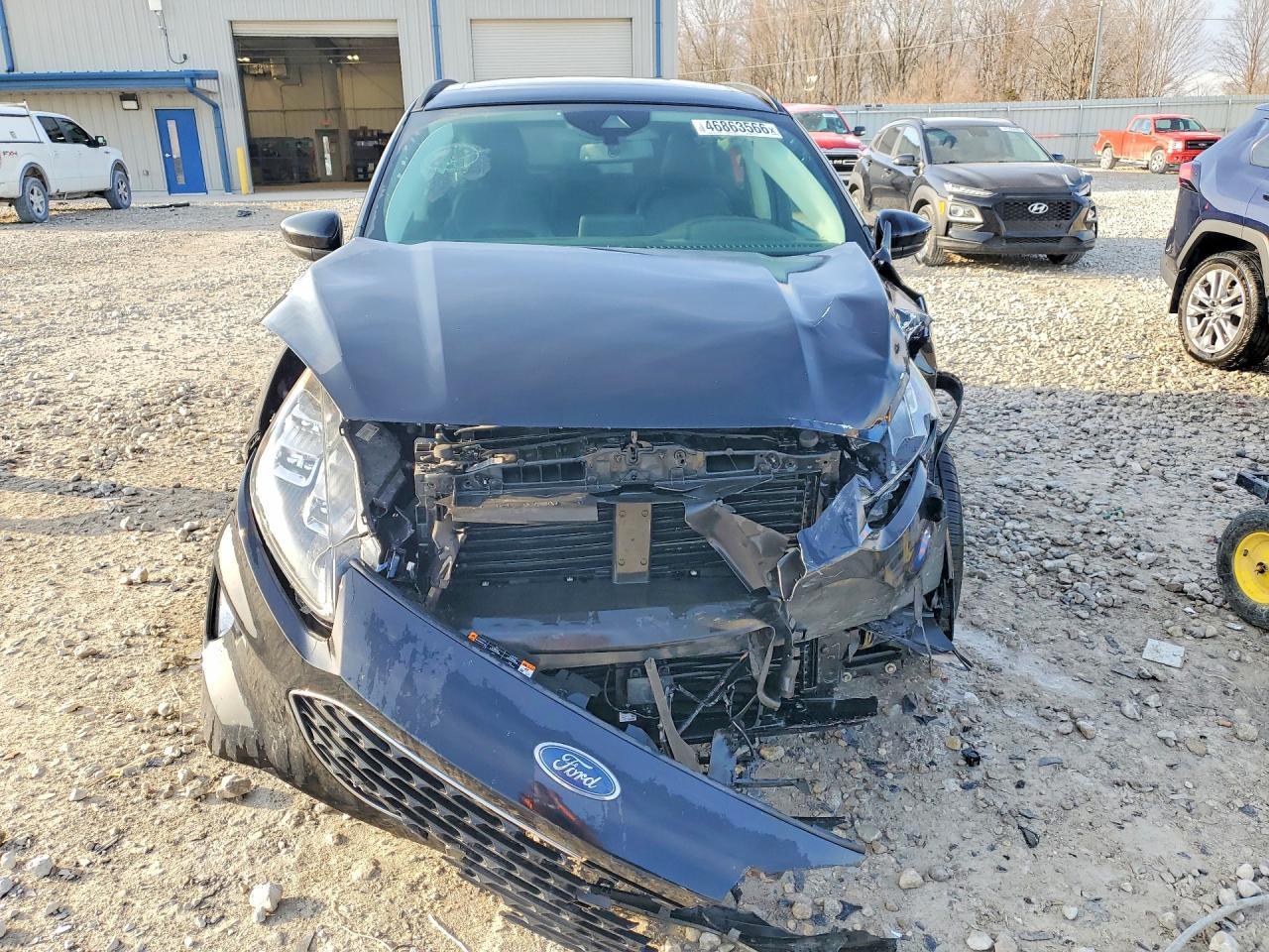 2021 Ford Escape Titanium - Image 5