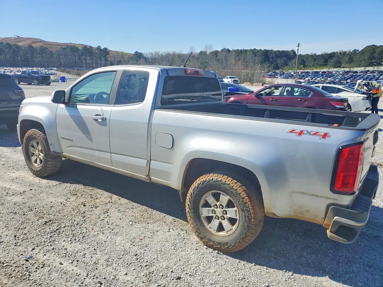 2018 Chevrolet Colorado - Фото 2