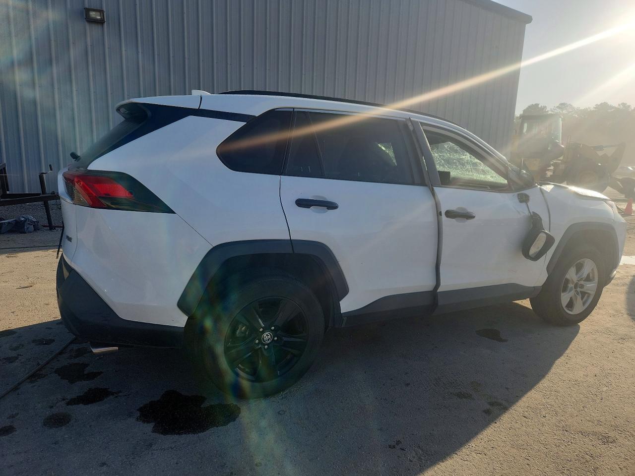 2021 Toyota Rav4 Xle - Фото 3