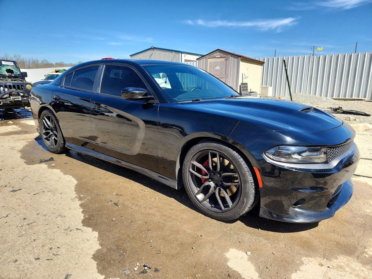 2017 Dodge Charger R - Image 4