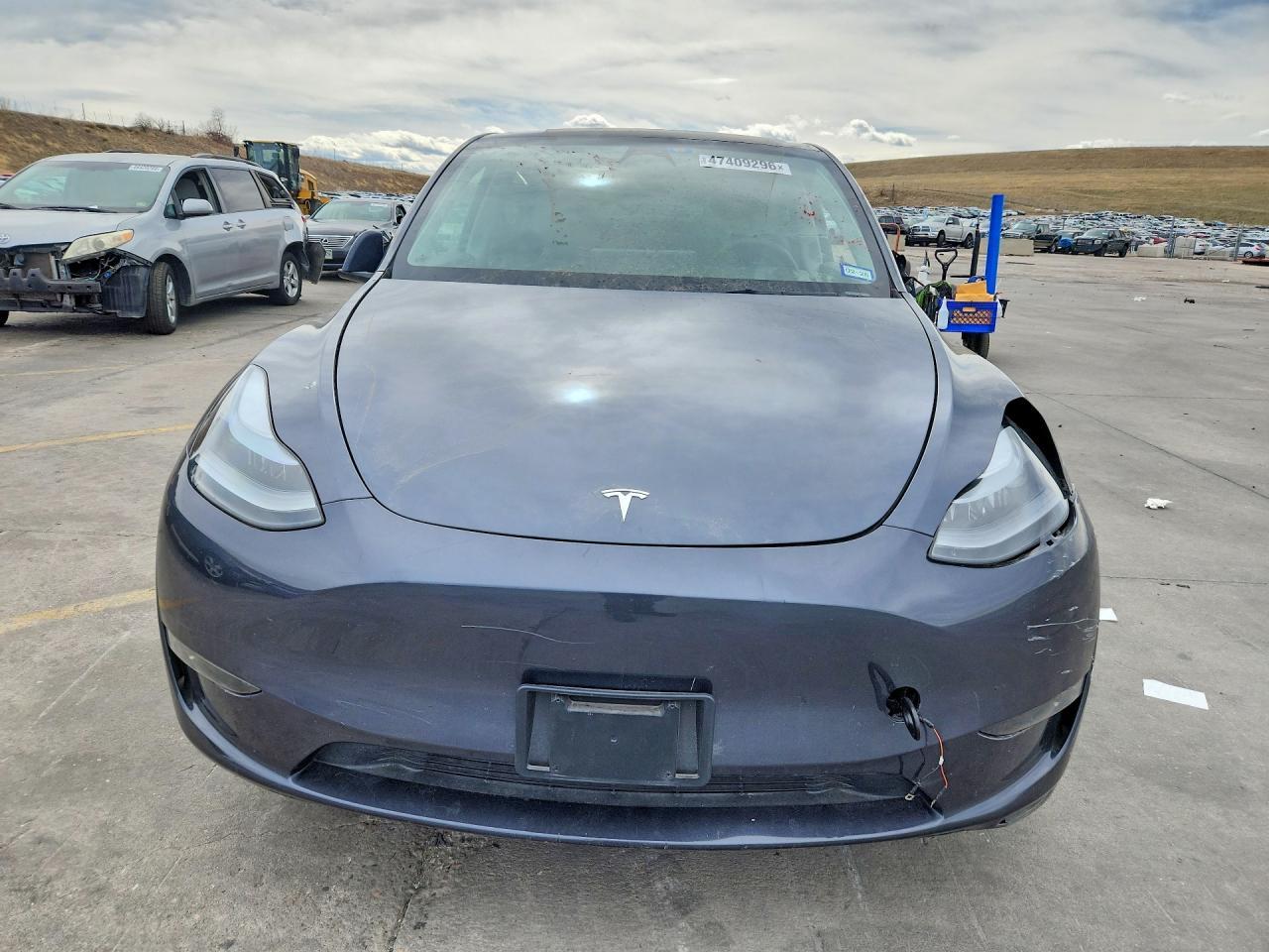 2023 Tesla Model Y - Image 5