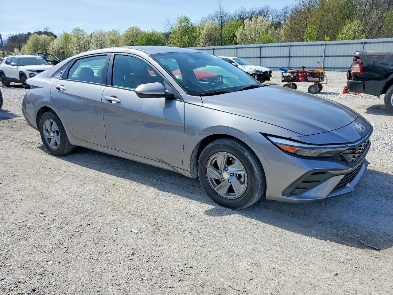 2024 Hyundai Elantra Se - Фото 4